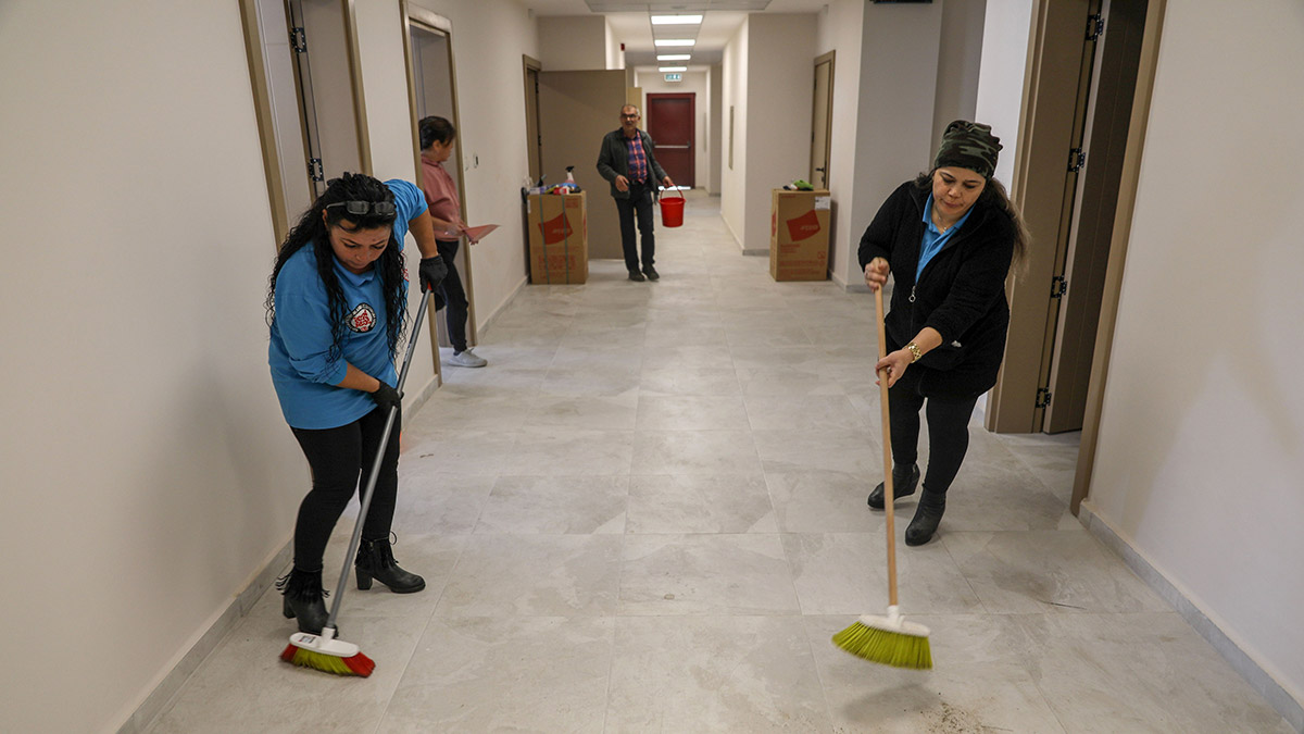 Depremzedelere açılacak huzurevinde gönüllü çalışma