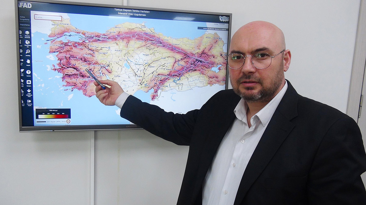 Ege'de deprem açısından Denizli, Aydın ve Manisa çok riskli