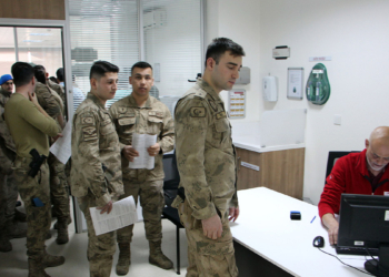 Edirne'de kan bağış merkezlerine akın ettiler