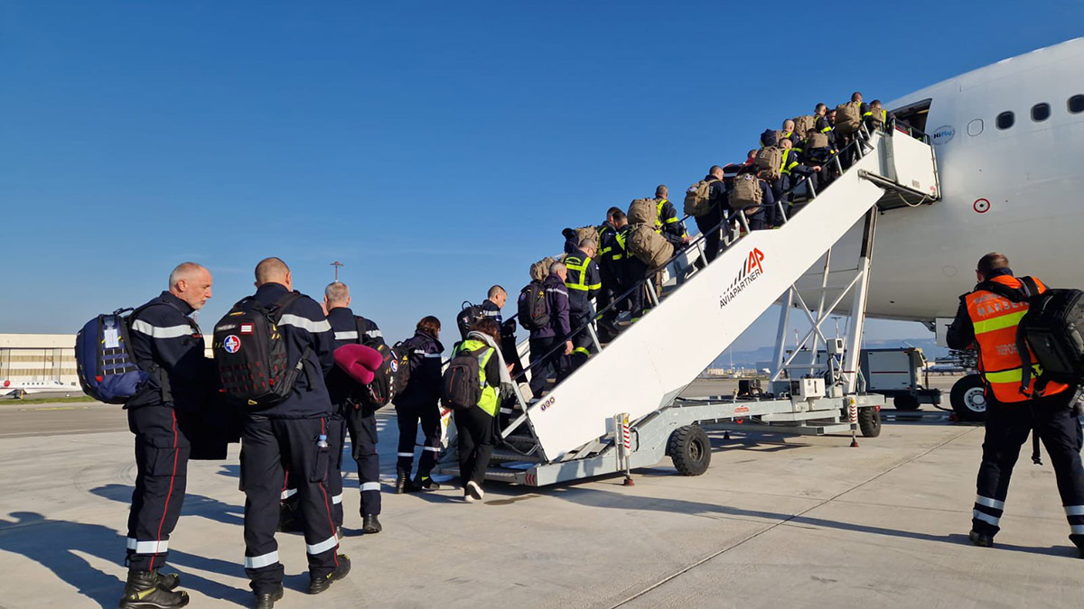 Fransa Sivil Savunma ve Güvenlik'e ait sahra hastanesi geliyor