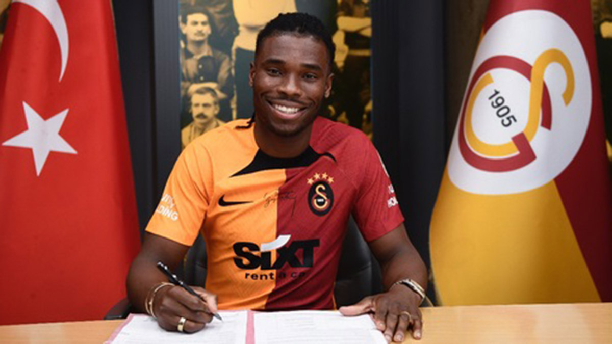 Galatasaray, Hatayspor'dan Adekugbe'yi aldı