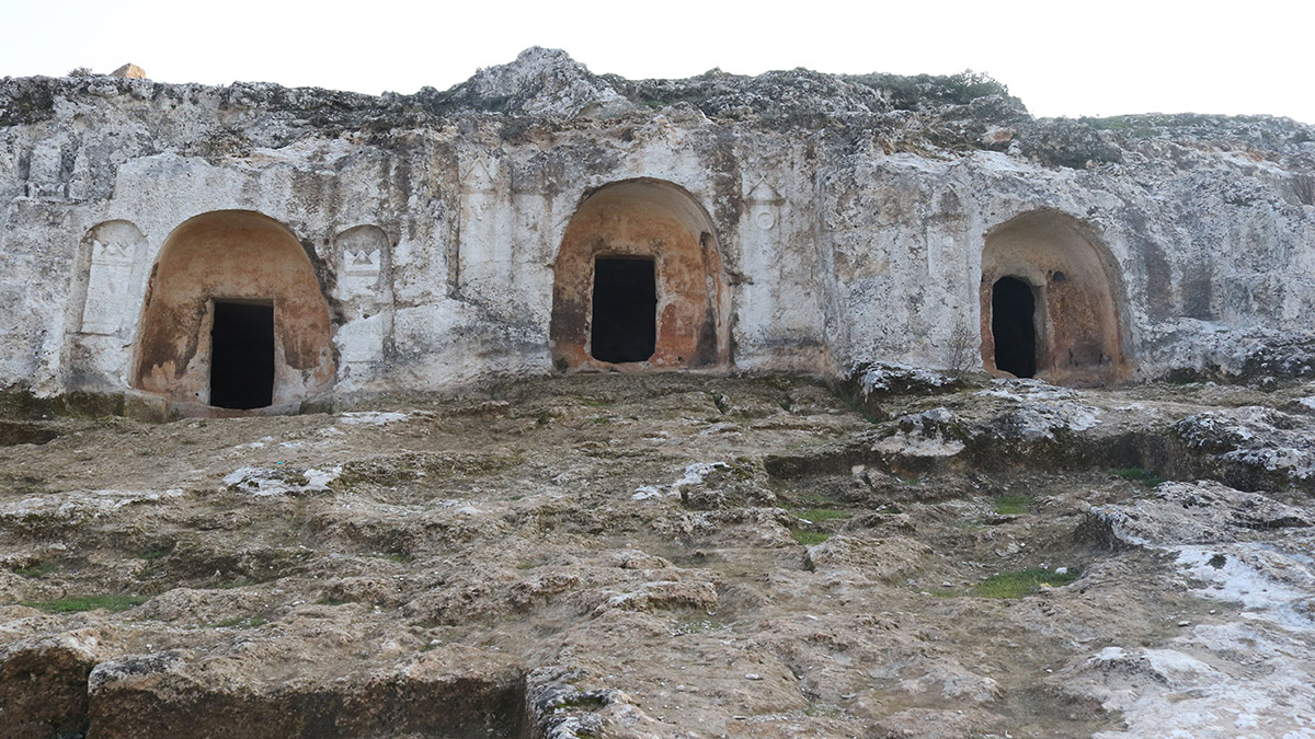 Gelinler Dağı 4 büyük depreme rağmen hasar almadı