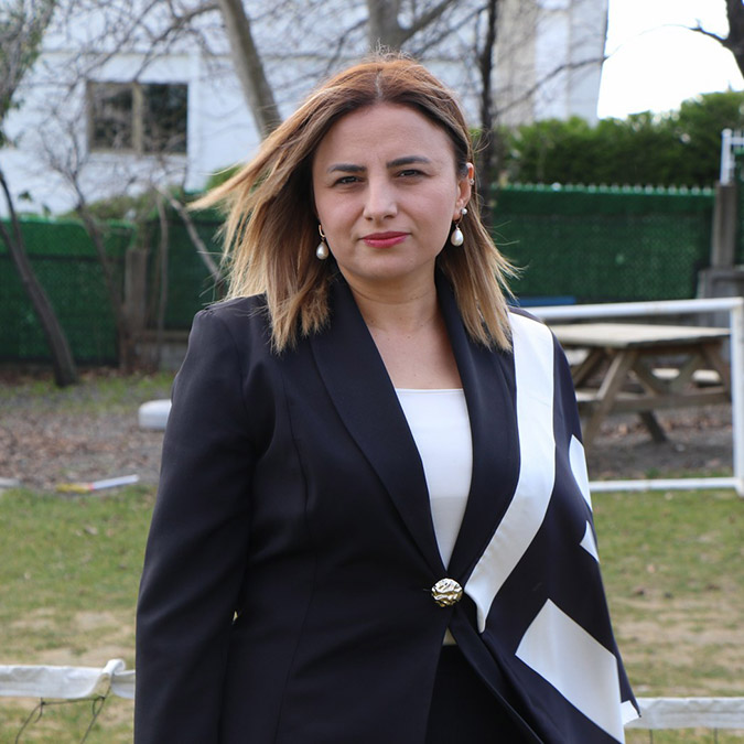 Samsun Koruyucu Aile Derneği Başkanı Zeynep Çalış, gönüllü aile ile koruyucu ailenin birbiriyle çok fazla karıştırıldığını söyledi.