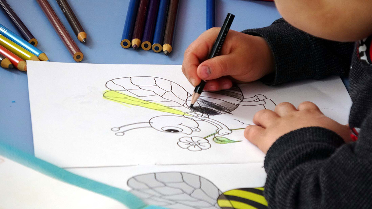 Depremzede çocukların eğitimlerine destek