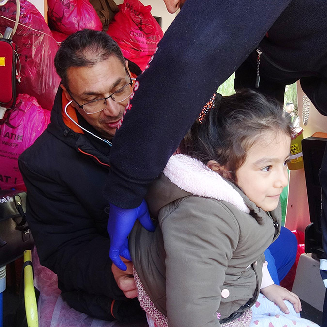 Hatay'da depremzedelere sağlık taraması