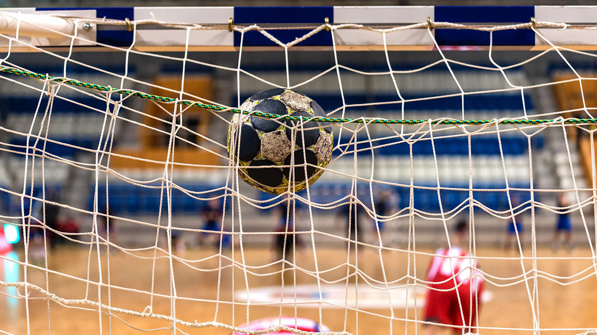 Hentbol müsabakaları ertelendi