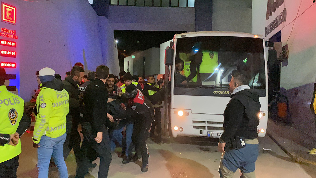İskenderun'da yağmacılar linç edilmek istendi