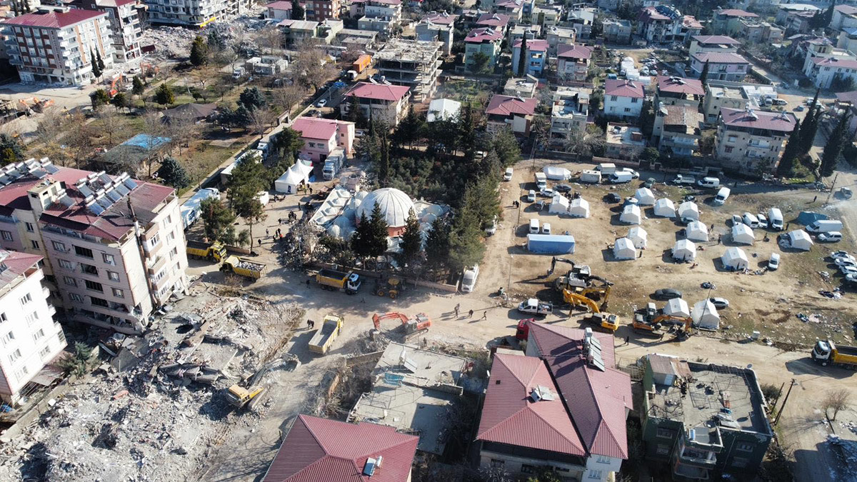 İslahiye'deki depremin izleri havadan görüntülendi