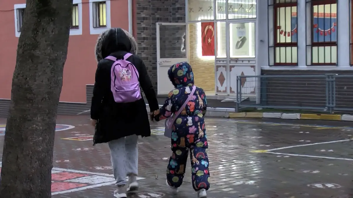 İstanbul'da depreme dayanıksız okullar boşaltılıyor