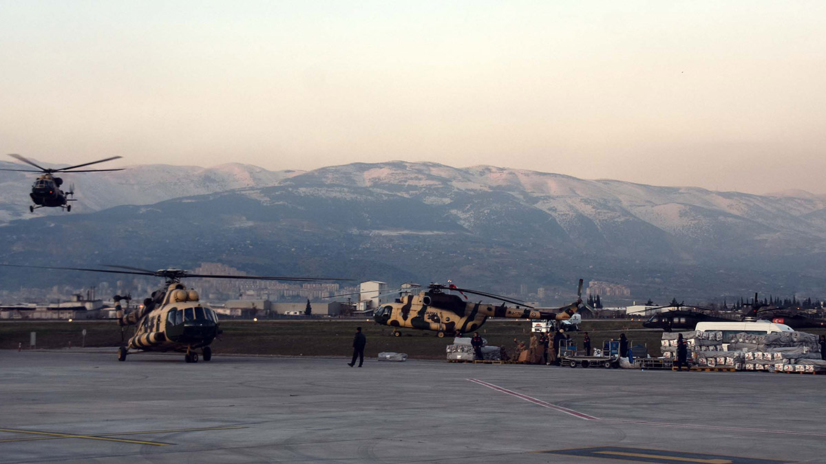 Kahramanmaraş Havalimanı en yoğun günlerini yaşıyor