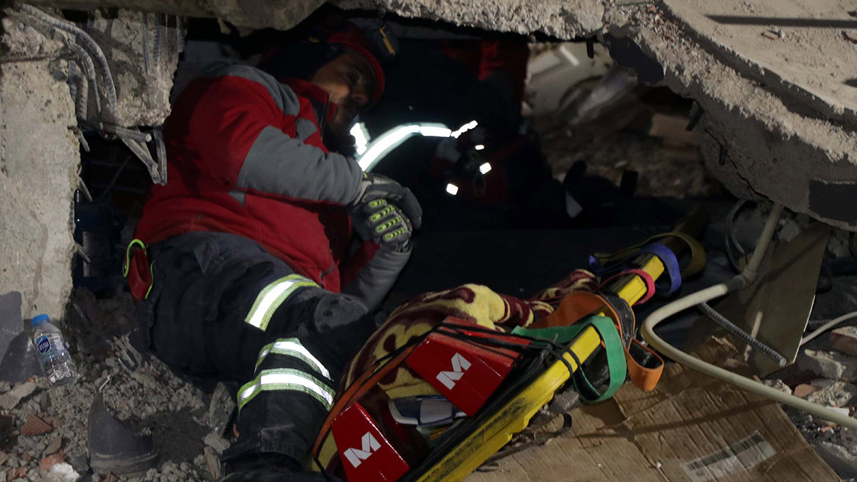 Hepimiz sınıfta kaldık...