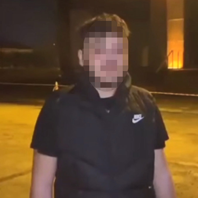 Yeşil-siyahlı ezeli rakipler Kocaelispor-Sakaryaspor maçında sahaya atlayan taraftar sosyal medya üzerinden yayınladığı video ile özür diledi.