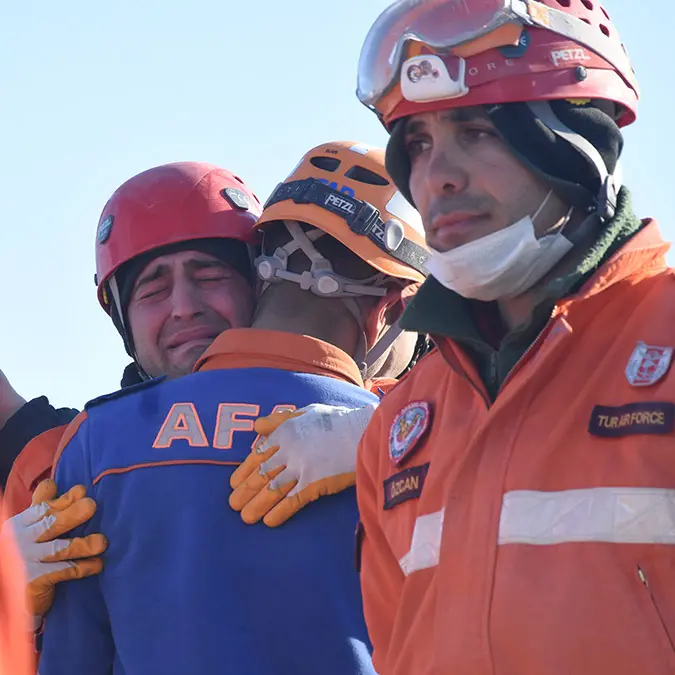 Malatya'da arama kurtarma çalışması; 77 saat sonra kurtarıldı