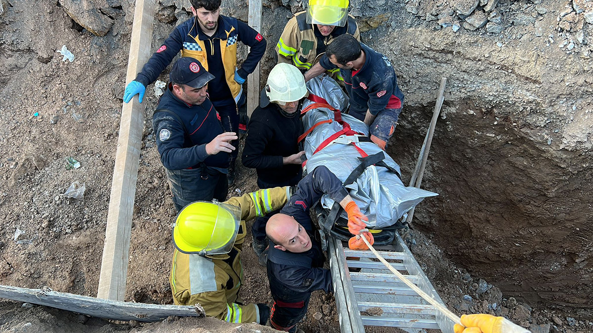 Malatya Havalimanı'nda göçük; 2 ölü