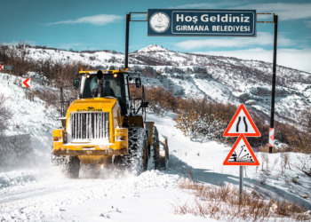 Malatya'da kar yağışı; 200 mahalle yolu ulaşıma açıldı