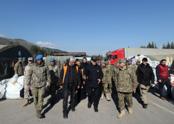 Mehmetçik Hatay'a lojistik destek üssü kurdu