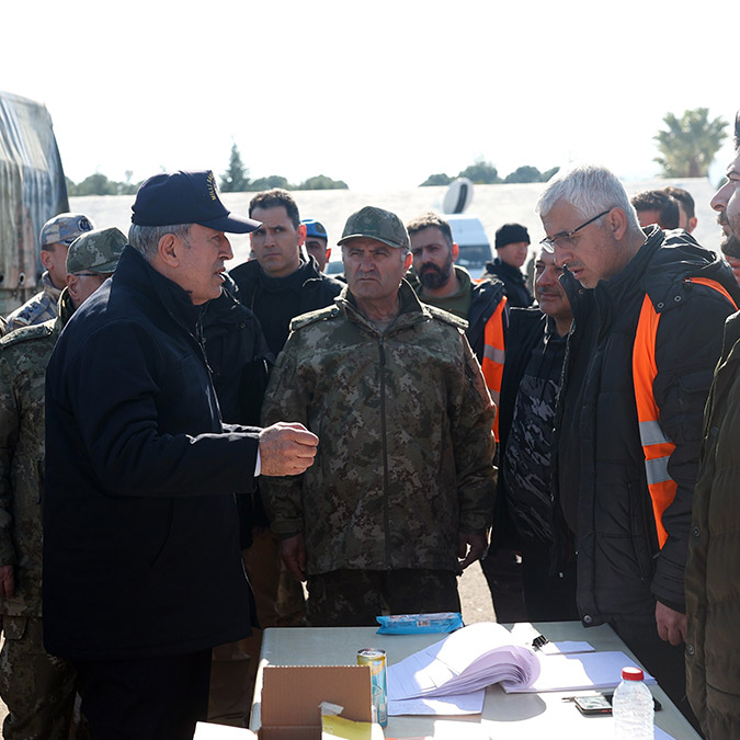 Mehmetçik Hatay'a lojistik destek üssü kurdu