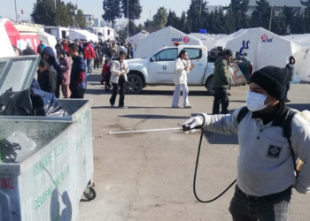 Osmaniye'de kurulan çadır kentler ilaçlanıyor