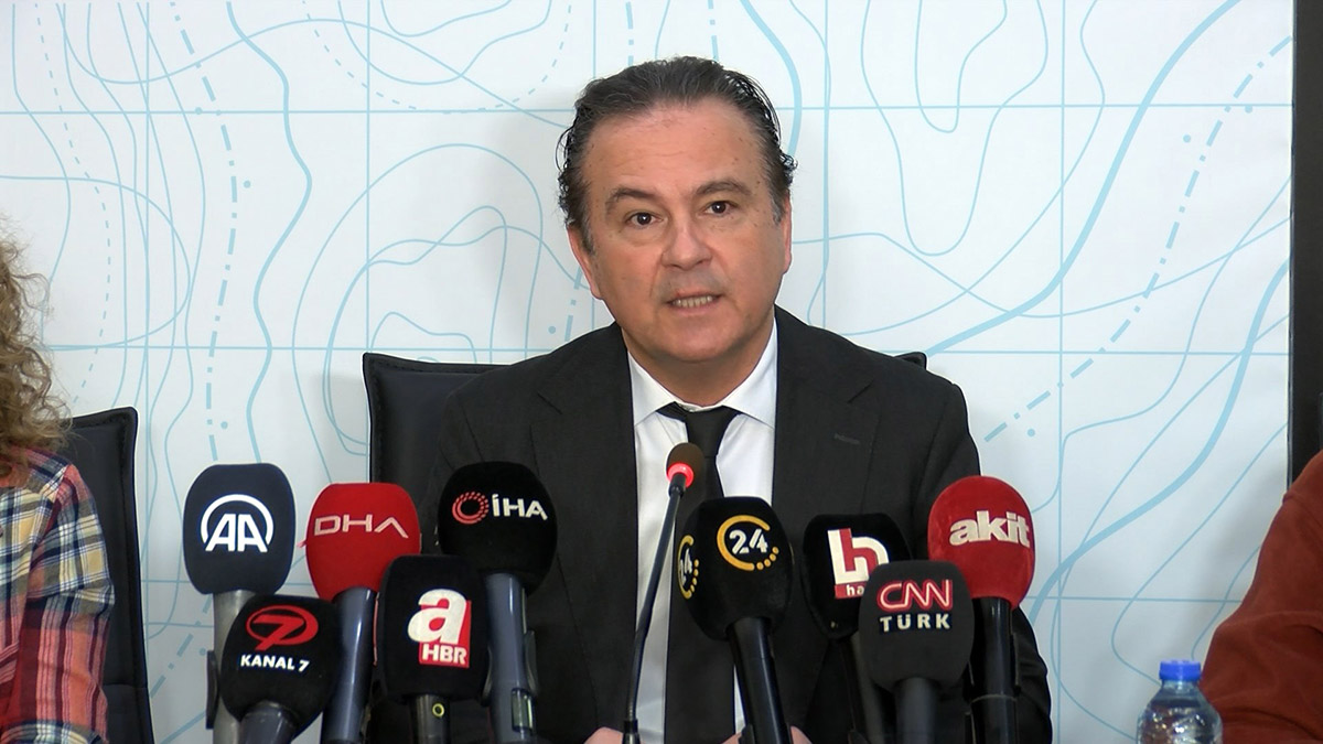 100 tane artçı deprem meydana geldi