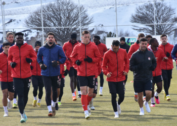 Depremden sonra futbolu konuşmak çok zor