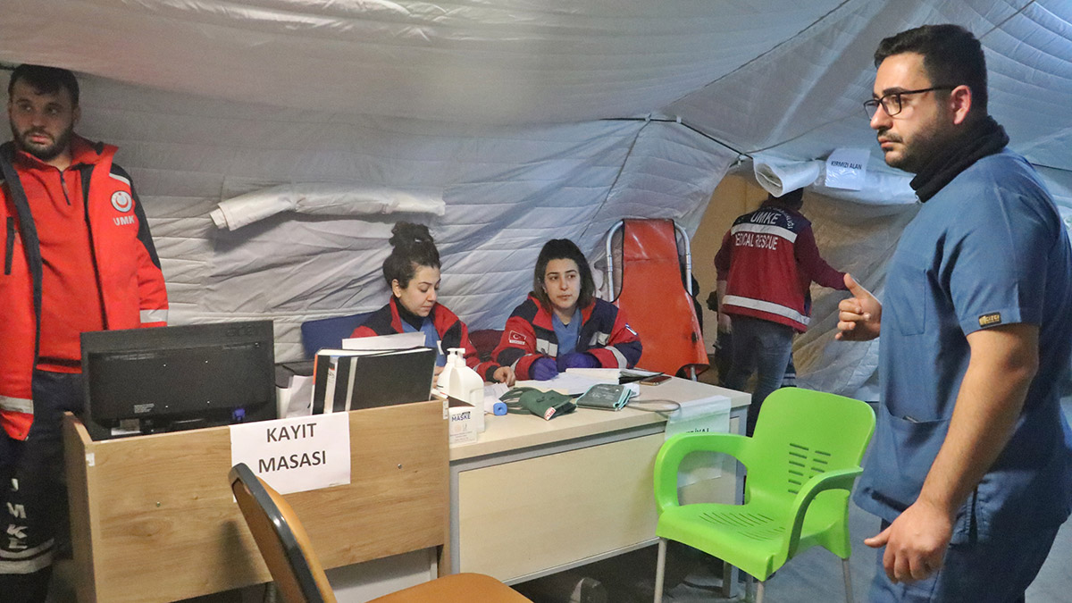 Adıyaman'a tam teşekküllü sahra hastanesi kuruldu