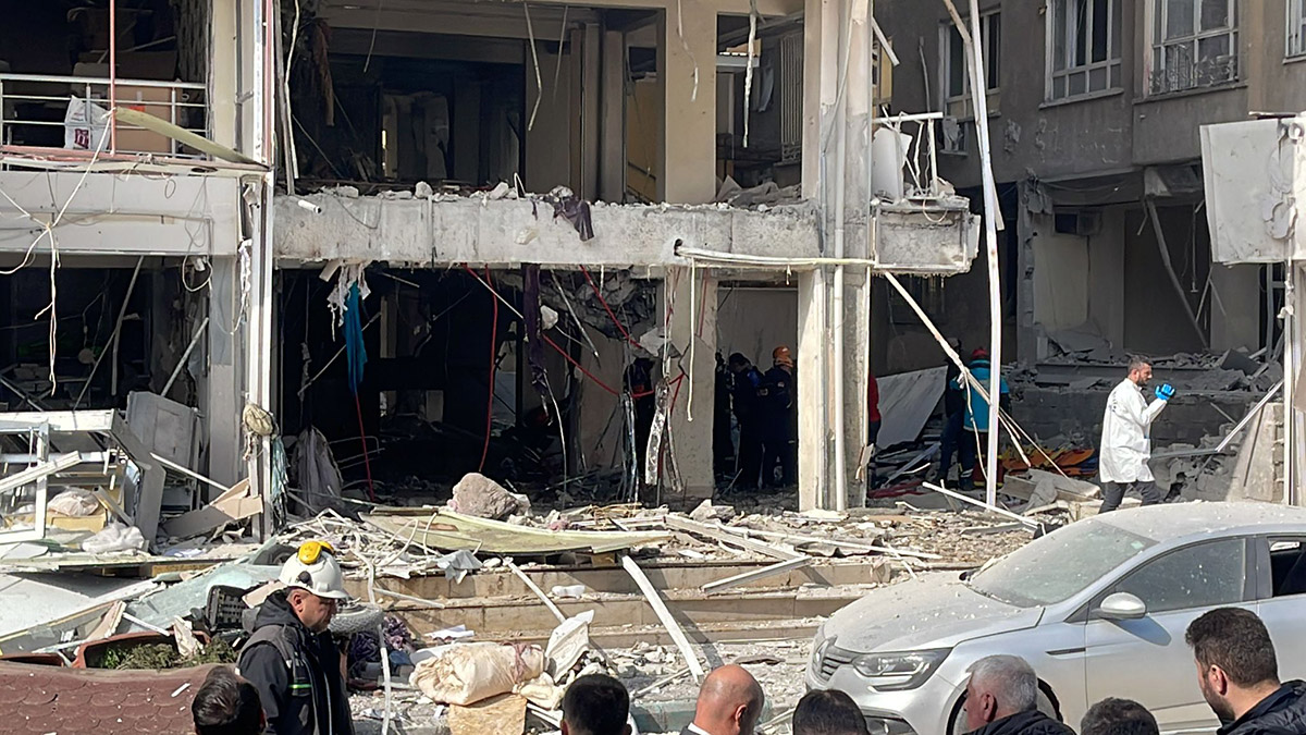 Şanlıurfa'da gaz sıkışması nedeniyle patlama; 2 ölü