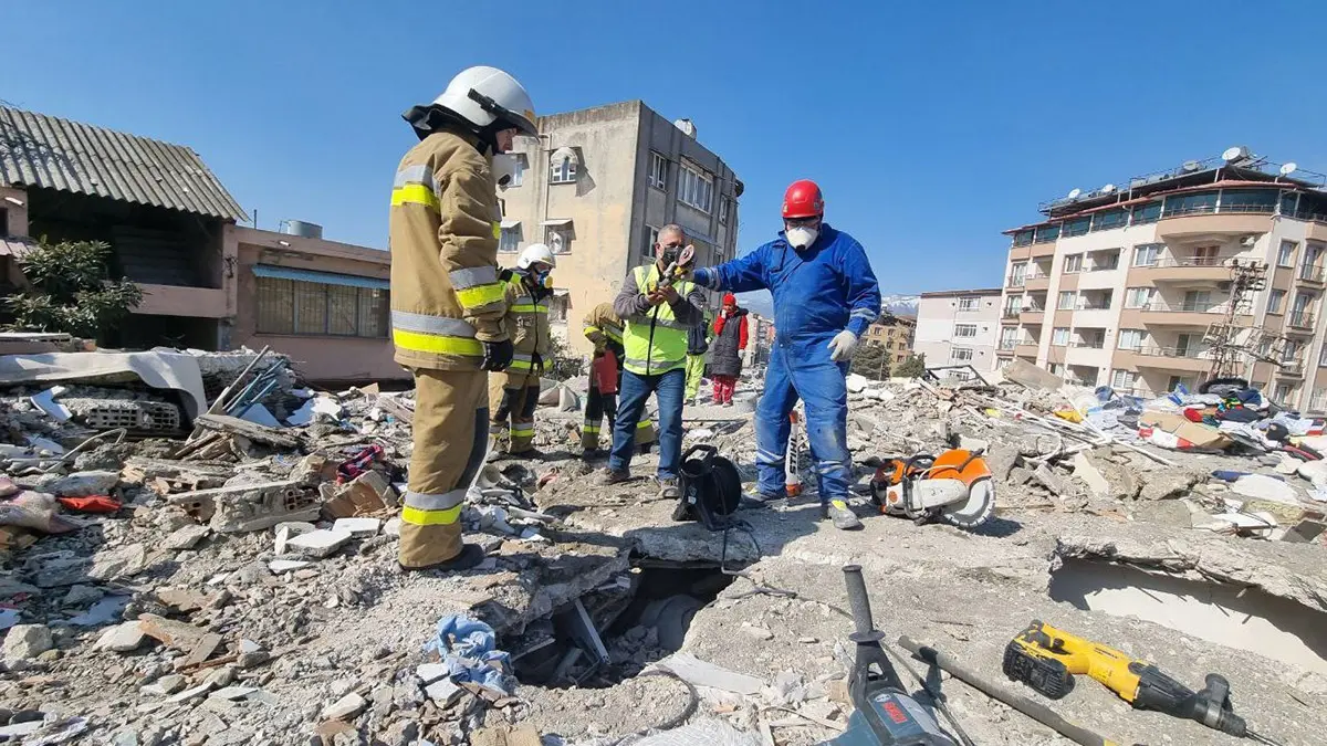 Türkiye'ye sığınan ukraynalılar deprem bölgesinde