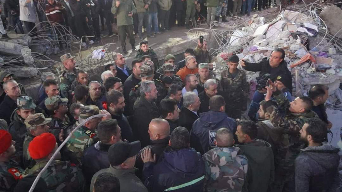 Suriye'de depremde ölenlerin sayısı 1.250'ye yükseldi