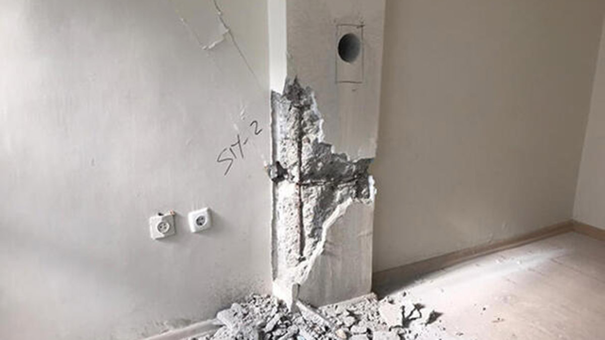 TMMOB İnşaat Mühendisleri Odası Merkez Yönetim Kurulu Üyesi İnşaat Mühendisi Gülsun Parlar, "İnşaat bittikten sonra tasarıma hiç dahil olmamış bir şekilde kolonda ve kirişte boşluklar bırakmak, bana göre gerçekten cinayetle eş değer" dedi.