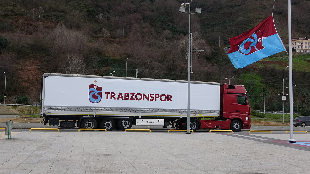 Trabzonspor'un yardım TIR'ları yola çıktı