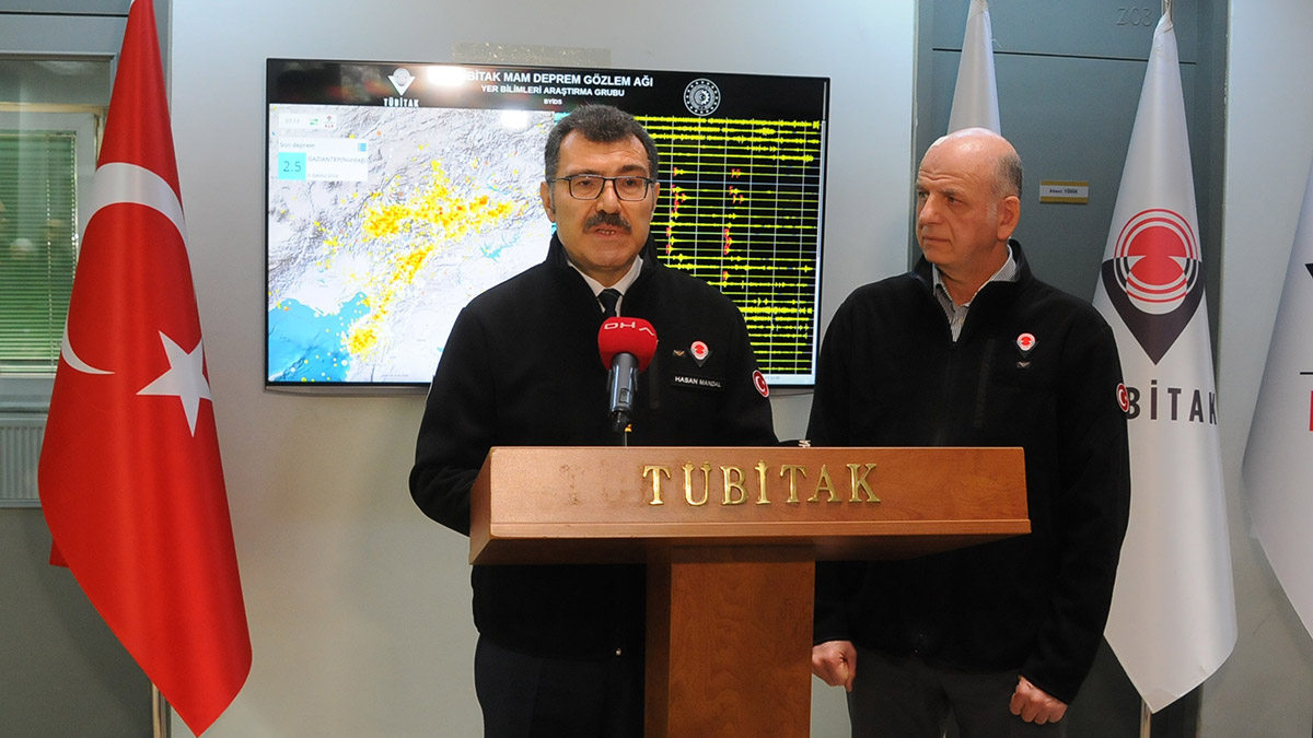 Bölgede 10 binin üzerinde deprem kaydedildi