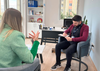 Depremzedelerle dayanışmada doğru iletişime dikkat