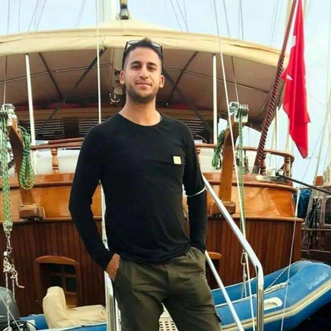 Enkazdan kardeşinin cansız bedenini ve 4 kişiyi sağ çıkardı