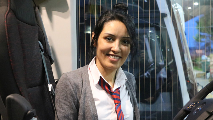 10 yıldır hosteslik yapan Yeliz Toronoğlu kaptan oldu