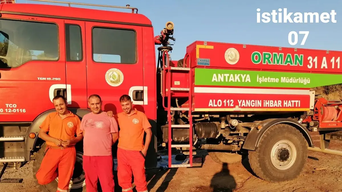 Depremzede mehmet tuncay 2 yıl önce yangınla mücadeleye katıldığı antalya'ya bu kez depremzede olarak geldi.