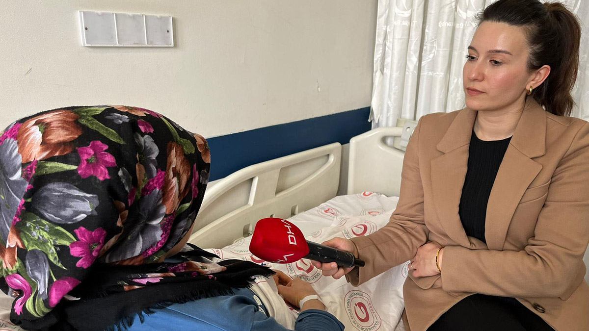 Ankara'da doğuştan rahmi ve vajinası olmayan E.K.'ya (27) karın iç zarından alınan parça ile vajina oluşturuldu. Başarıyla gerçekleşen kapalı ameliyat yöntemi ile sağlığına kavuşan E.K., "Şu an çok iyiyim, artık normal bir insan gibiyim" dedi.