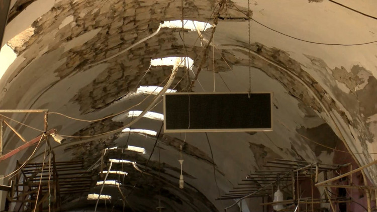 500 yıllık tarihi kapalı çarşı depremde yıkılmadı