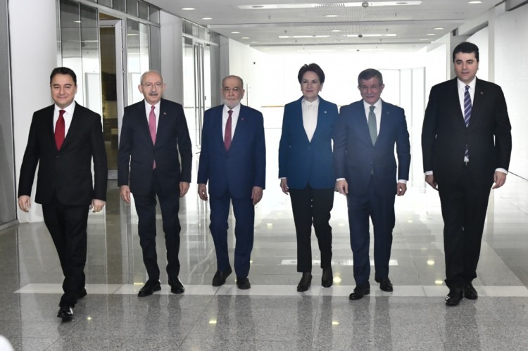Akşener döndü; 6 lider Saadet Partisi'nde buluştu