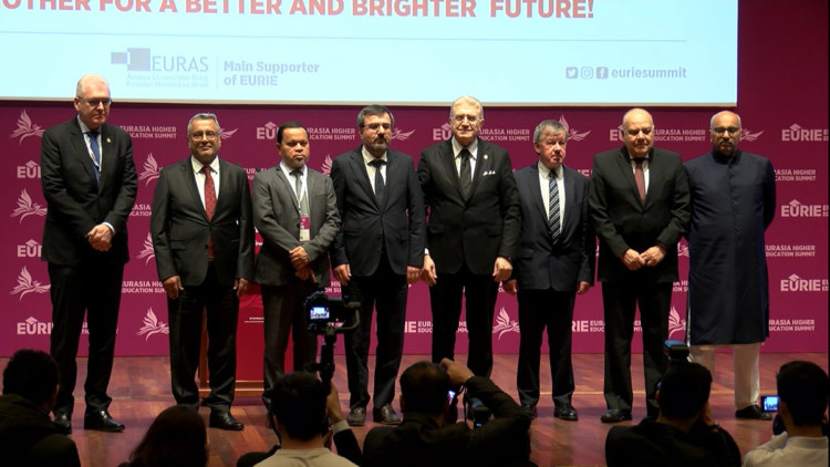 8’inci Avrasya Yükseköğretim Zirvesi başladı