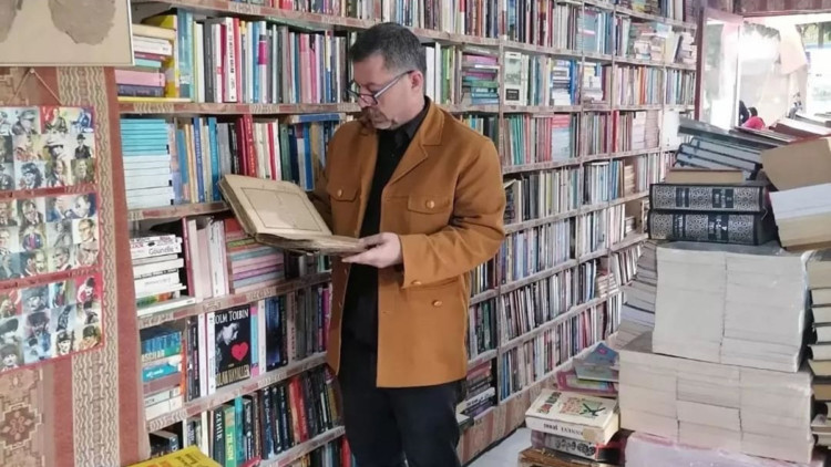 Depremzede sahaflar için kampanya başlatıldı