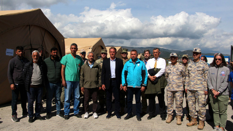 ABD'nin sahra hastanesi, bakanlığa devredildi
