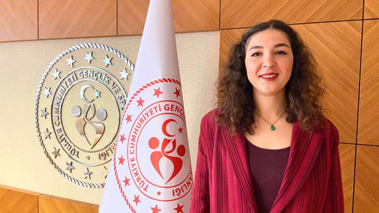 Afet bölgesi sporcularına sabırlı davranılmalı