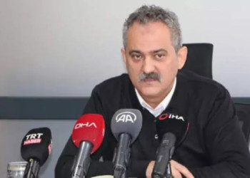 Afet bölgesindeki eğitim 1717 noktada sürüyor