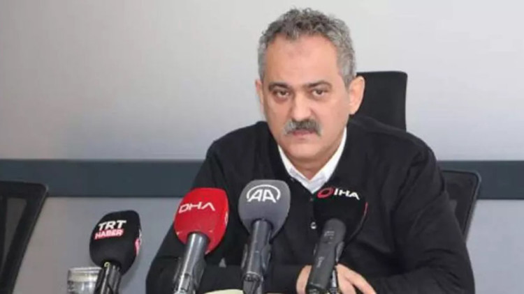 Afet bölgesindeki eğitim 1717 noktada sürüyor