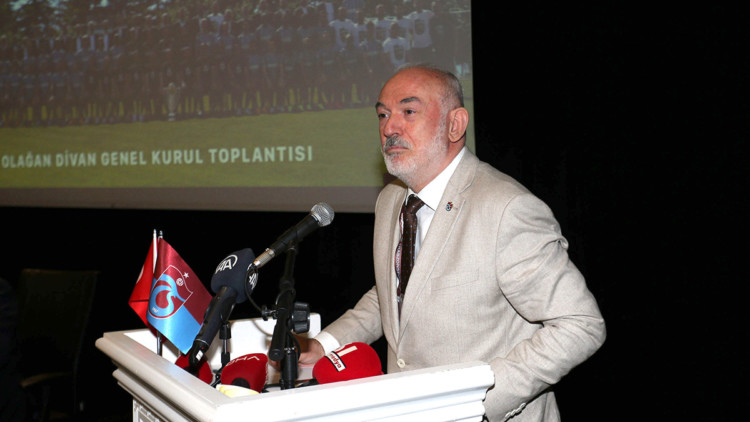 Ahmet Ağaoğlu'nun istifa etmesi sürpriz oldu