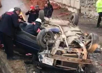 Alt yola düşen otomobilin sürücüsü öldü
