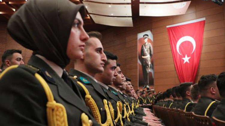 Atatürk'ün Kara Harp Okulu'na girişi kutlandı