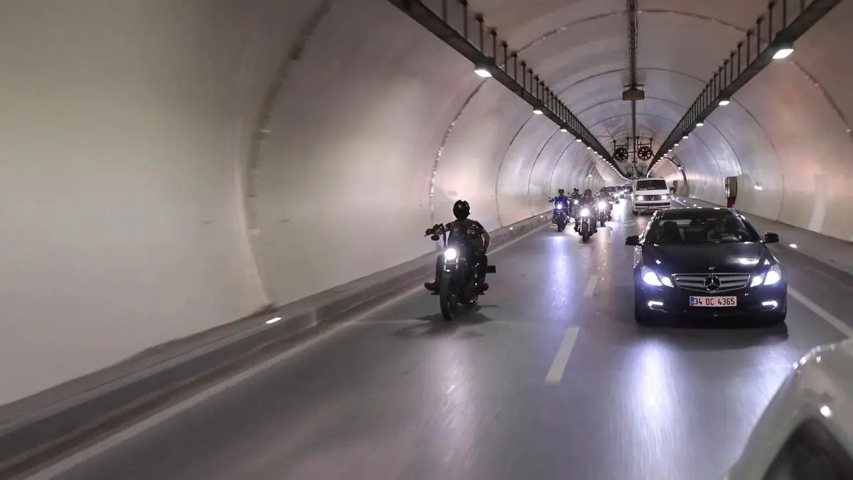 Avrasya tunelinde yilin en yuksek gunluk gecisih - yerel haberler - haberton