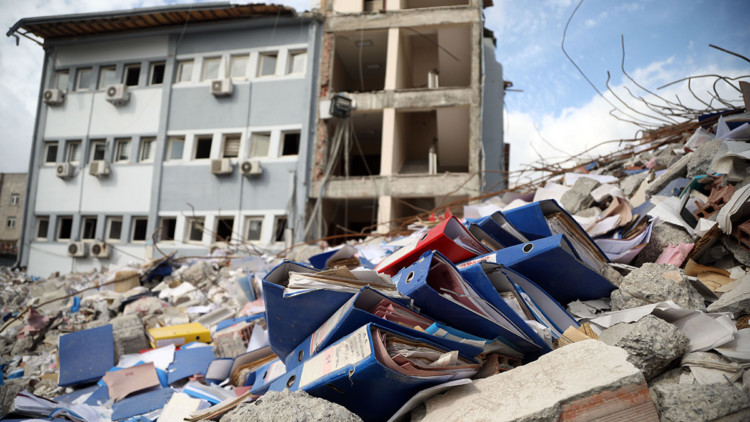 Avukatın 22 günlük evrak nöbeti sonuç verdi