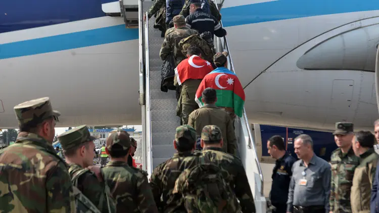 Azerbaycan kurtarma ekibi, ülkelerine uğurlandı